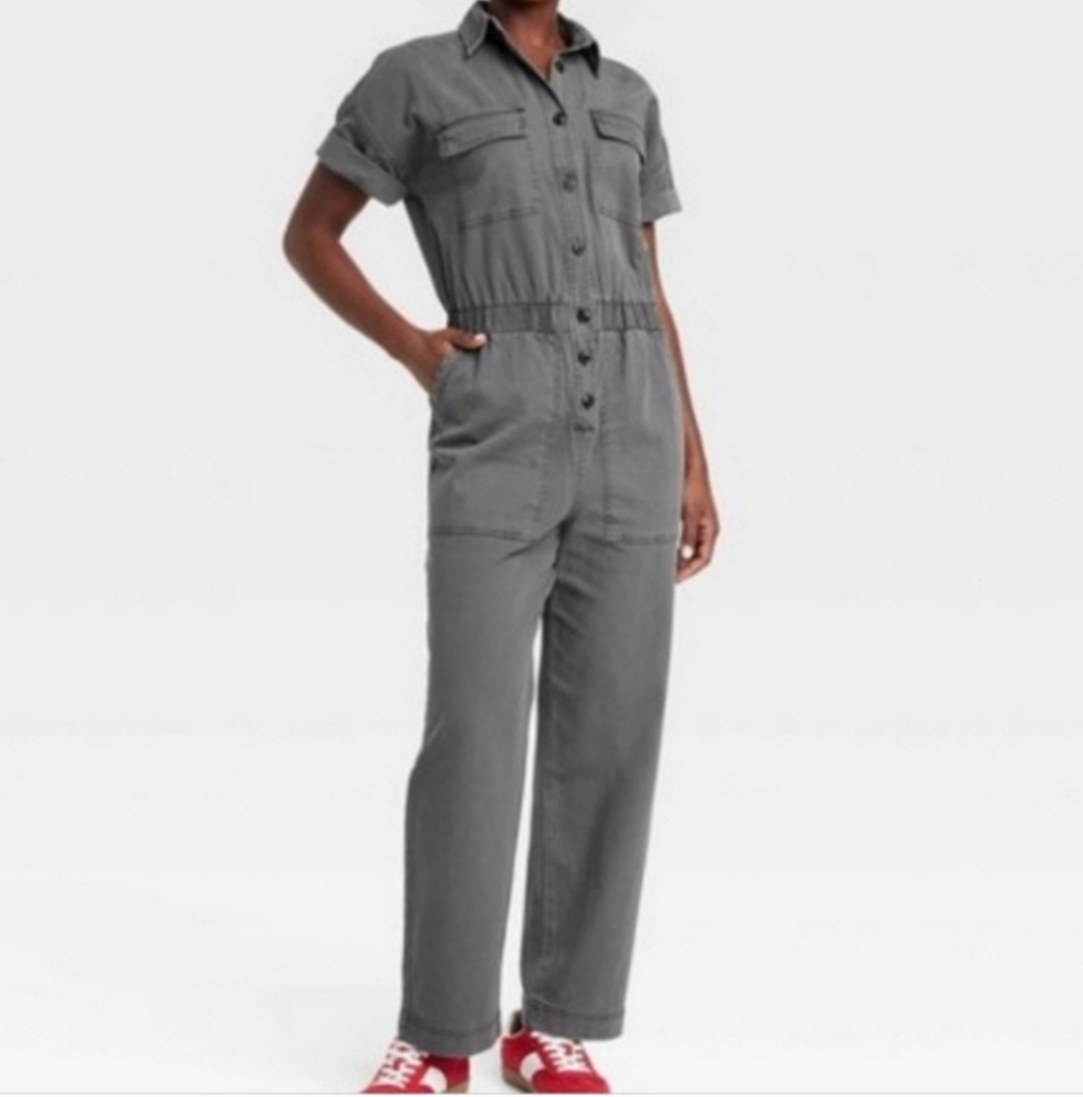 Universal Thread Gray Jumpsuit